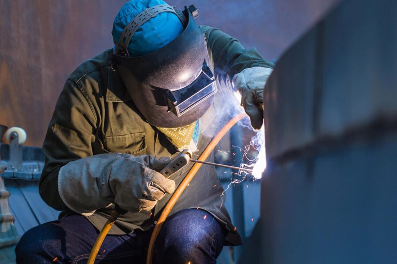 Protege Tus Manos: La Importancia de los Guantes de Seguridad en el Trabajo