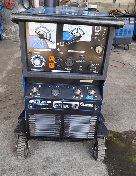MAQUINA SOLDADORA MOD. ABACUS (USADA)